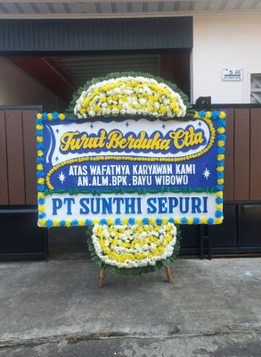 Papan Bunga Duka di Ambatkwi