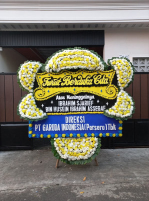 Papan Bunga Duka di Ambatkwi