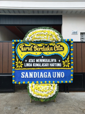 Papan Bunga Duka di Ambatkwi